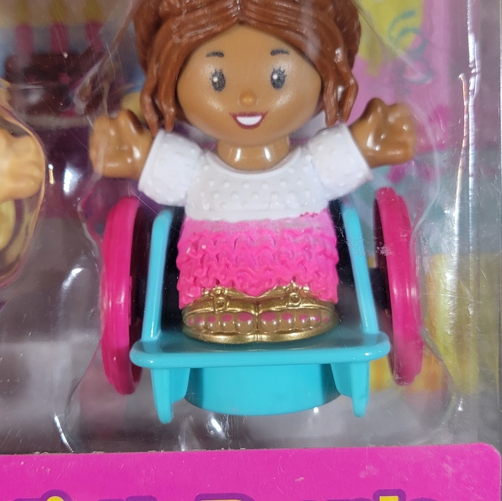 Fisher-Price Little People Barbie Wheelchair - New In Box - Picture 4 of 7